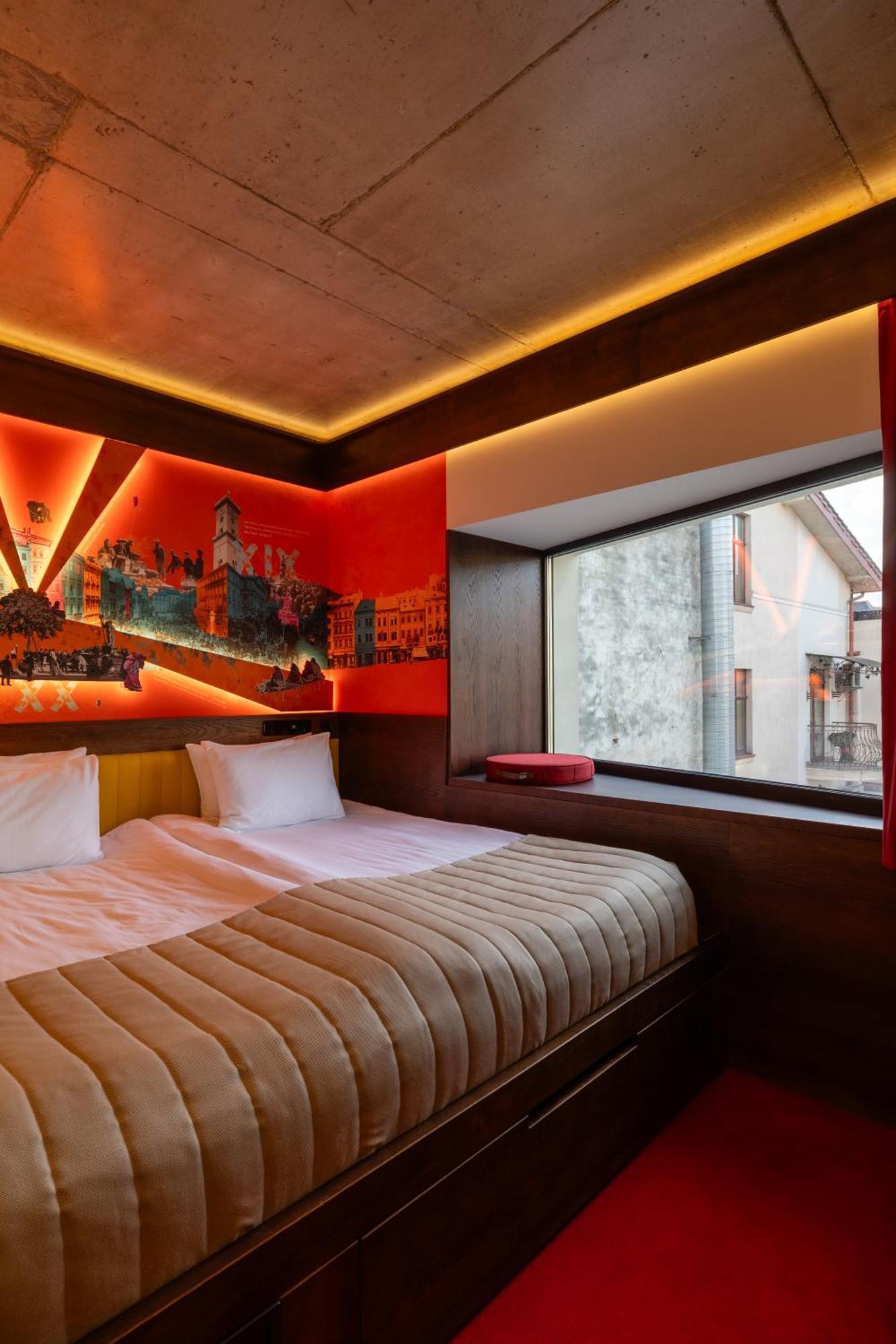 !Fest Hotel Rynok Square Lemberg Exterior foto