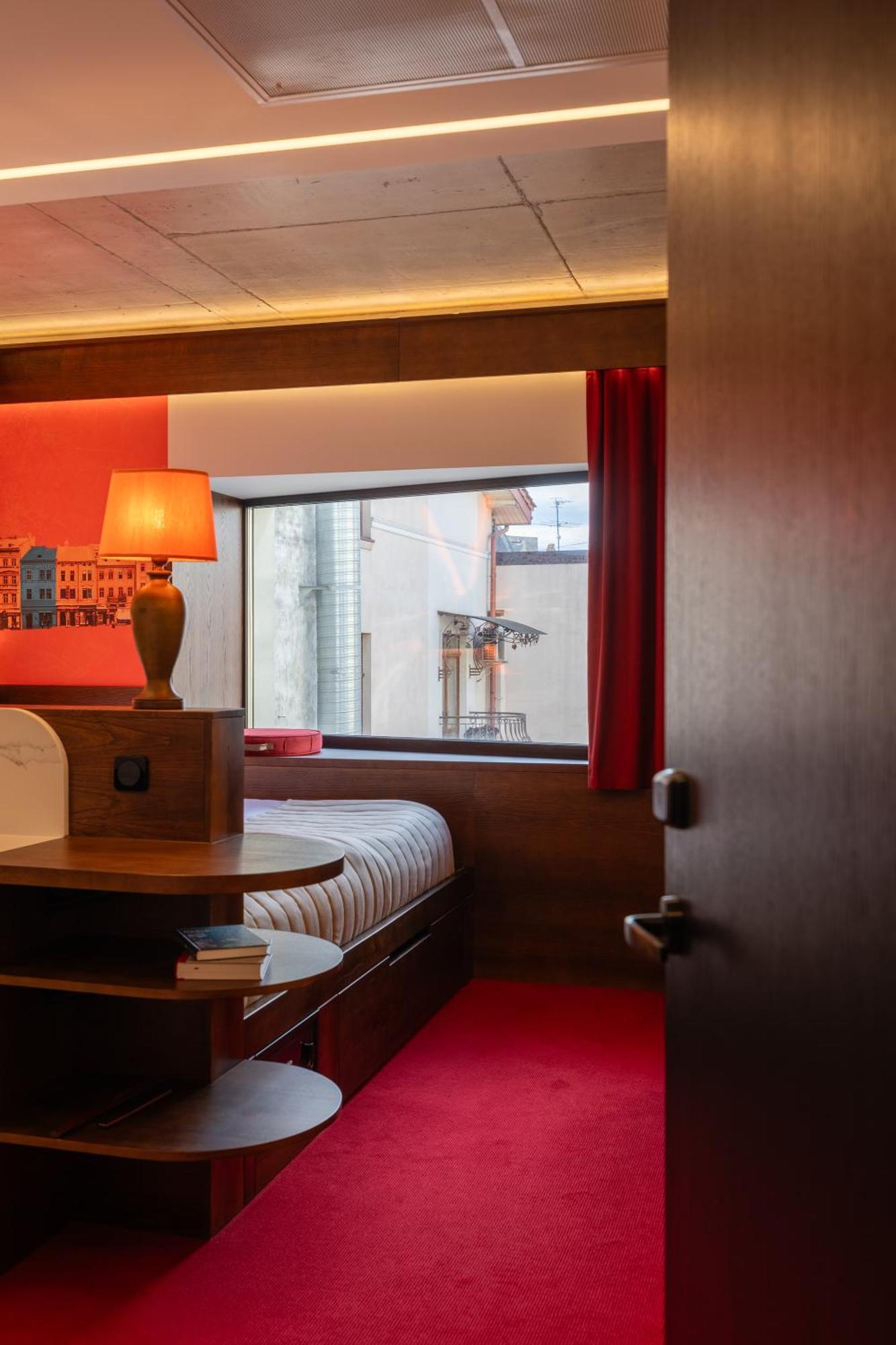 !Fest Hotel Rynok Square Lemberg Exterior foto